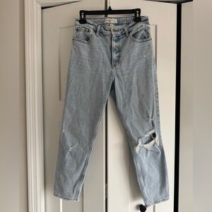 Abercrombie & Fitch The Mom High Rise Curve Love Jeans Size 28/6